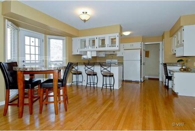 2531 Leach Dr, Naperville, IL 60564 - photo 4