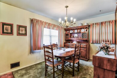 006_Dining Room