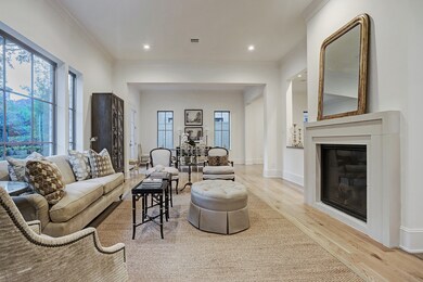 407 Wetherby Terrace, Houston, TX 77024 - photo 4