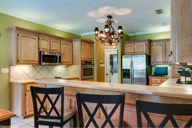 5710 Meadowland Dr, Texarkana, TX 75503 - photo 6