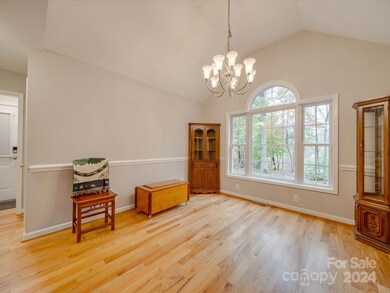 1049 Riddle Oak Ln, Clover, SC 29710 - photo 4