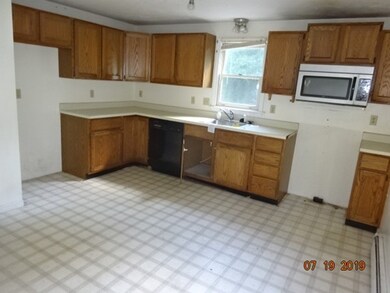 24 Valleyview Ct unit 24, Fitchburg, MA 01420 - photo 7