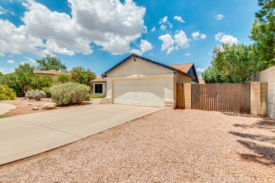 4597 W Earhart Way, Chandler, AZ 85226 - photo 2