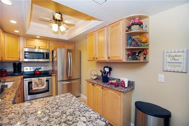 12491 Mcgregor Blvd unit 3, Fort Myers, FL 33919 - photo 4