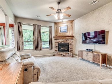 11722 Black Jack Cir, Guthrie, OK 73044 - photo 4