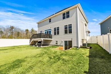 7 Manchester St, Weymouth, MA 02190 - photo 2