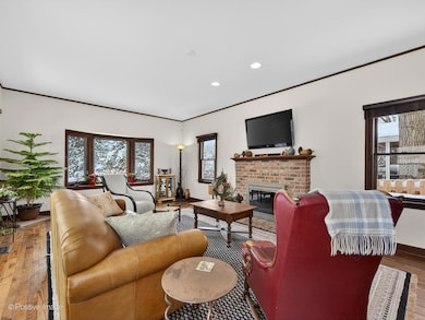 unlisted-address, Clarendon Hills, IL 60514 - photo 6