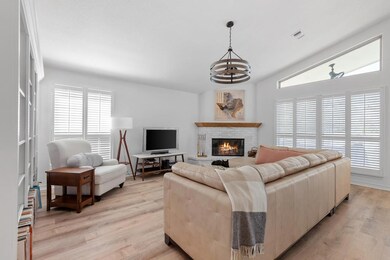 702 Lupine Ln, Fredericksburg, TX 78624 - photo 2