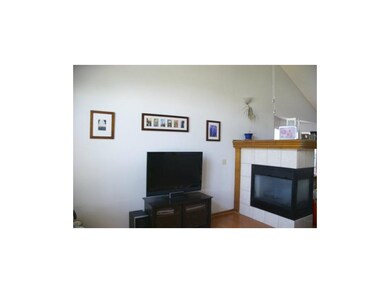 Fireplace into dinning from living room