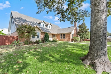 2621 Sedgeway Ln, Carrollton, TX 75006 - photo 2