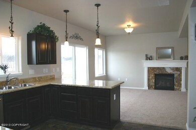 Kitchen/Den