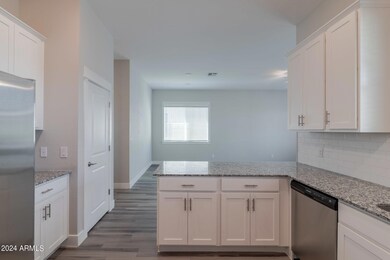 886 E Mulberry Place, Chandler, AZ 85286 - photo 5