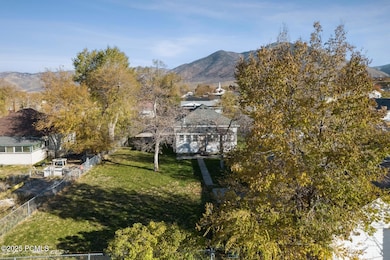 3_Aerial_1800x1200_4295823