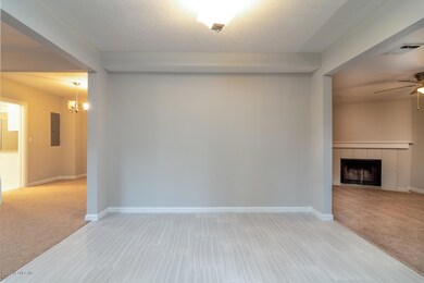 9601 Macarthur Ct S, Jacksonville, FL 32216 - photo 6