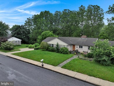 24 Keeler Ave, Stevens, PA 17578 - photo 2