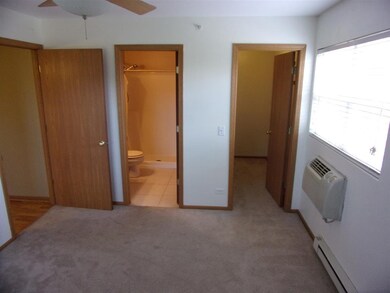 1443 Spring Brook Ct unit 3D, Round Lake Beach, IL 60073 - photo 7