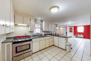 127 Rogers Rd_0005