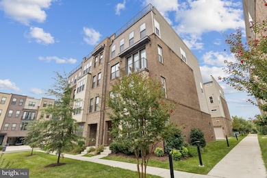 14426 Beckett Glen Cir unit 906, Chantilly, VA 20151 - photo 2