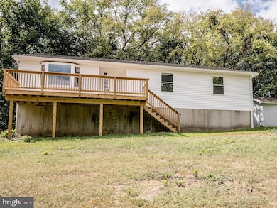 62 Stehley Ln, Falling Waters, WV 25419 - photo 2