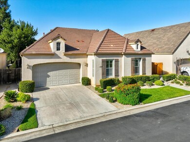 43 W Everglade Ave, Clovis, CA 93619 - photo 5