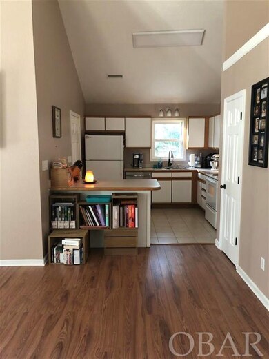 1405 Goldie St, Kill Devil Hills, NC 27948 - photo 7