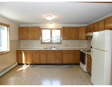 7 Lyons Rd unit 1, Dudley, MA 01571 - photo 3