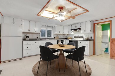 52 Pike St, Biddeford, ME 04005 - photo 4