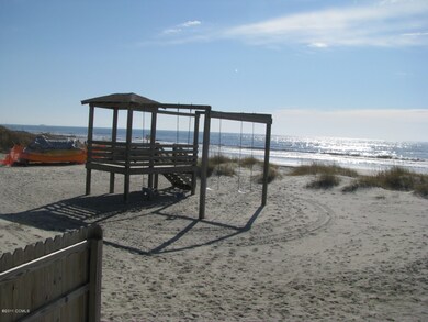 301 Henderson Blvd unit 4, BLDG 3, Atlantic Beach, NC 28512 - photo 2