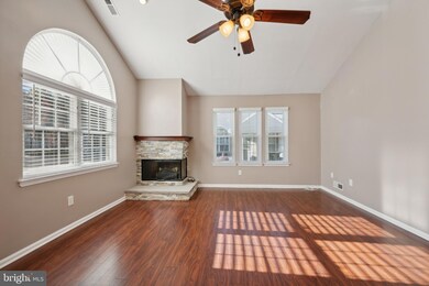 1208 Megans Ln unit E2, Burlington, NJ 08016 - photo 6