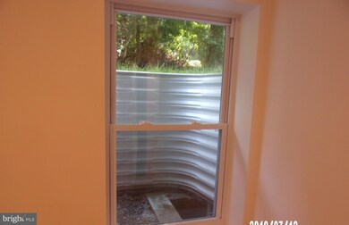 112 Poplar Ln, Occoquan, VA 22125 - photo 2