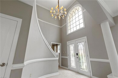 Grand High - Ceiling Foyer