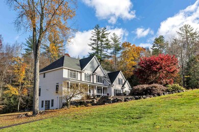 231 Amherst Rd, MerriMacK, NH 03054 - photo 2