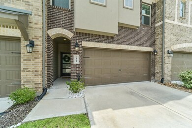 3819 Lancer Cir, Pearland, TX 77581 - photo 4