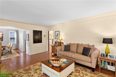 2690 Edgehill Rd, Cleveland, OH 44106 - photo 5