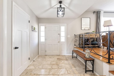 1433 Clubview Blvd (Interior)-1