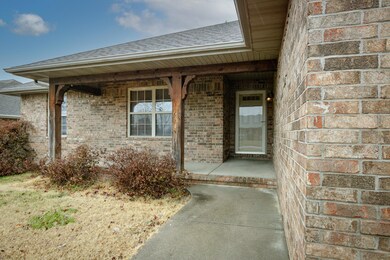 Skaggs_639ParishLn-21