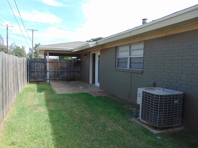 6910 Fremont Ave unit A, Lubbock, TX 79413 - photo 2