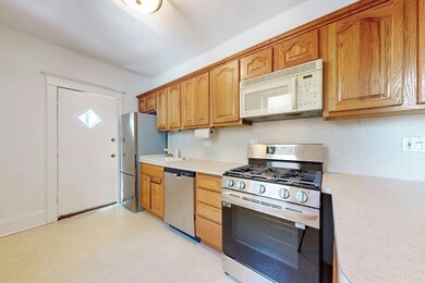 37 Park Vale Ave unit 3, Allston, MA 02134 - photo 6