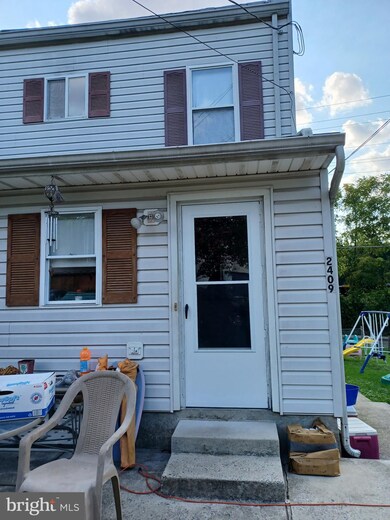 2409 Hammonds Ferry Rd, Halethorpe, MD 21227 - photo 2