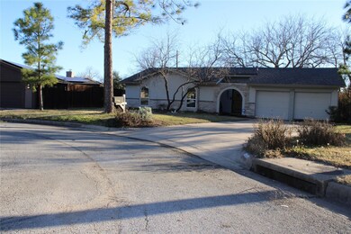 2255 Shady Brook Dr, Bedford, TX 76021 - photo 3