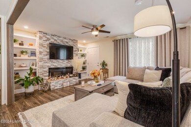 477 Church St, Lebanon Junction, KY 40150 - photo 6