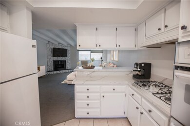 2305 Rockefeller Ln unit B, Redondo Beach, CA 90278 - photo 4