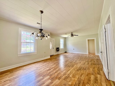 115 W Johnson St, Bruce, MS 38915 - photo 4