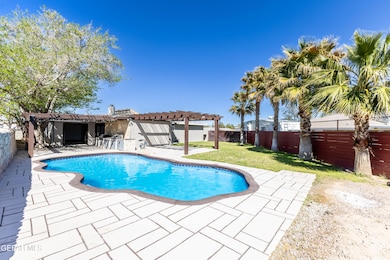 10101 Woodway Dr, El Paso, TX 79925 - photo 5