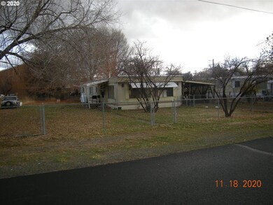 117 N Cozart St, Prairie City, OR 97869 - photo 2