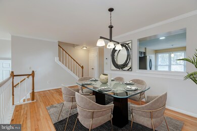 8038 Galla Knoll Cir, Springfield, VA 22153 - photo 7