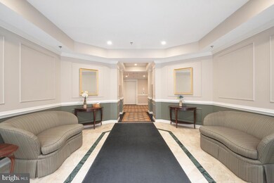 1320 N Wayne St unit 404, Arlington, VA 22201 - photo 4