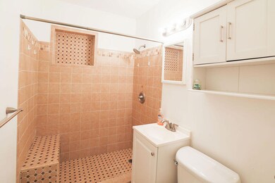 2220 Fogarty Bath