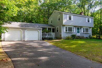 40 Woodridge Rd, Durham, NH 03824 - photo 2