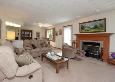 At nearly 1600 square feet of living space all on 